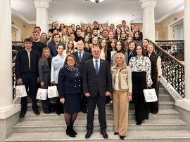 Будущее молодежи в надежных руках!